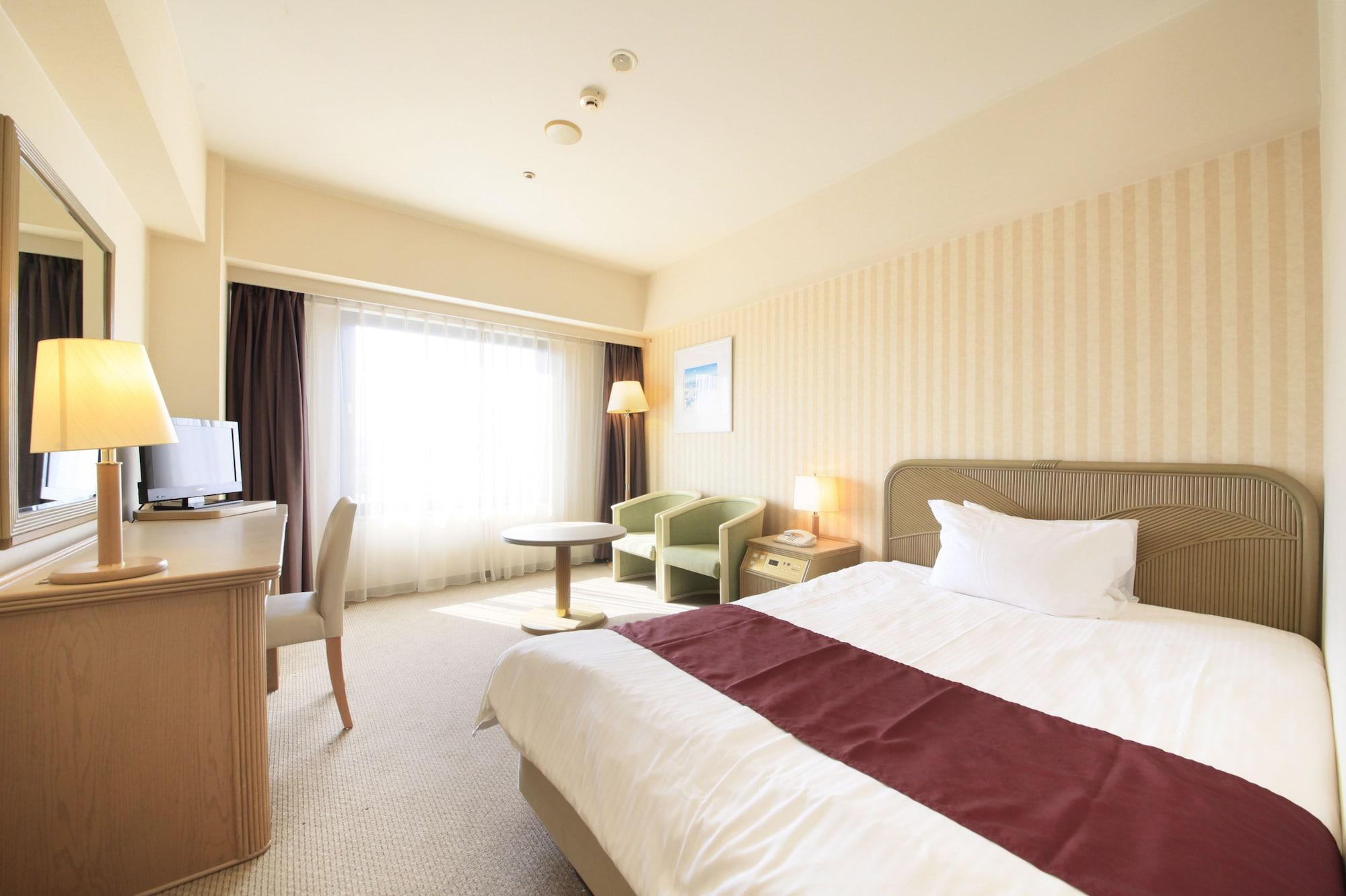 Quintessa Hotel Сасебо Экстерьер фото