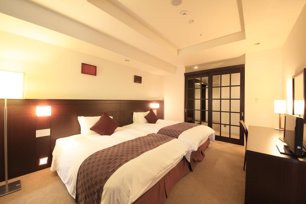 Quintessa Hotel Сасебо Экстерьер фото